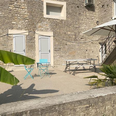 Studio Chez Mongery Landreville Exterior foto