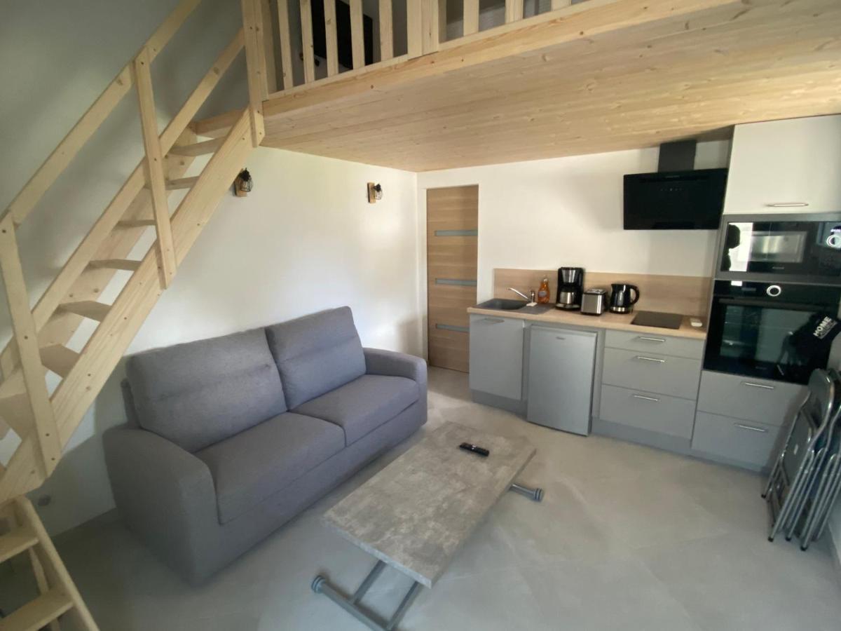 Studio Chez Mongery Landreville Exterior foto